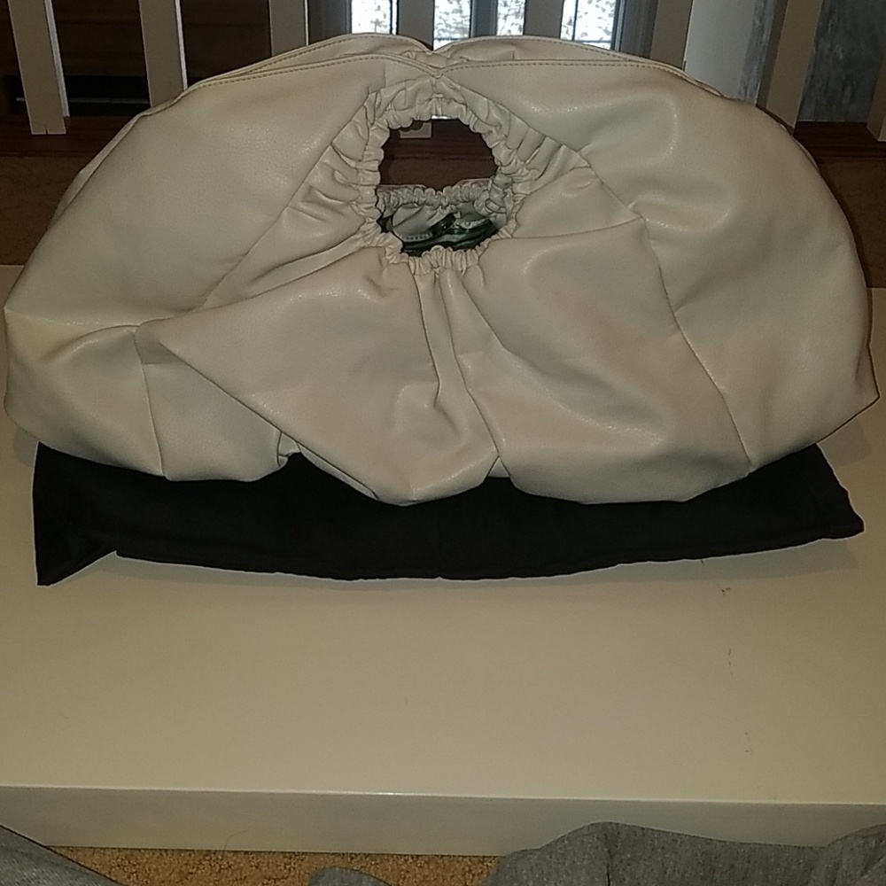 Never used Ronny Kobo White leather purse